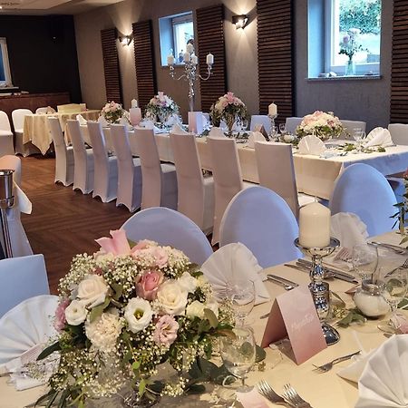 Hotel & Restaurant 4 Winden Windhagen Dış mekan fotoğraf